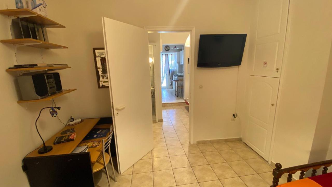 Patras Centre Apartment Luaran gambar